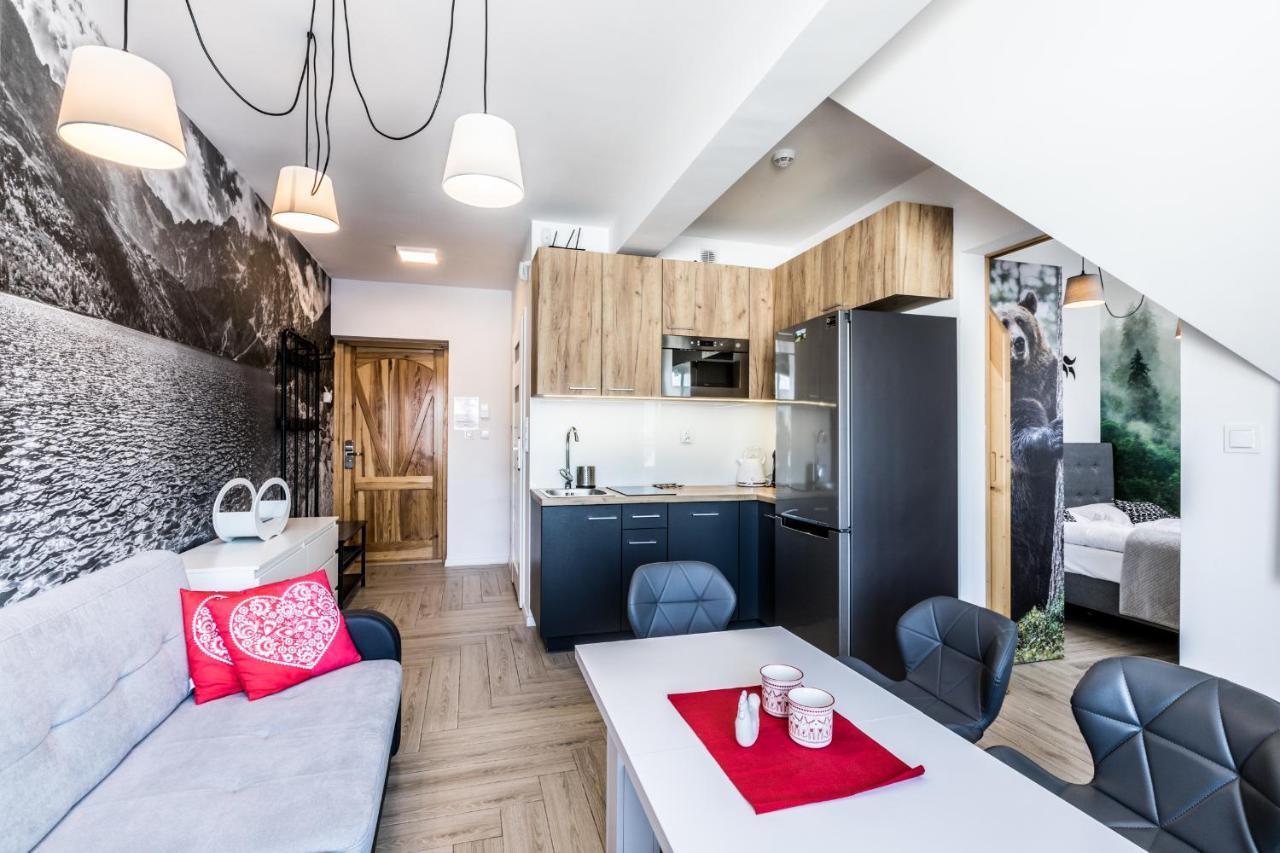 Aparthost Apartament Wyjatkowe Кошелско Екстериор снимка