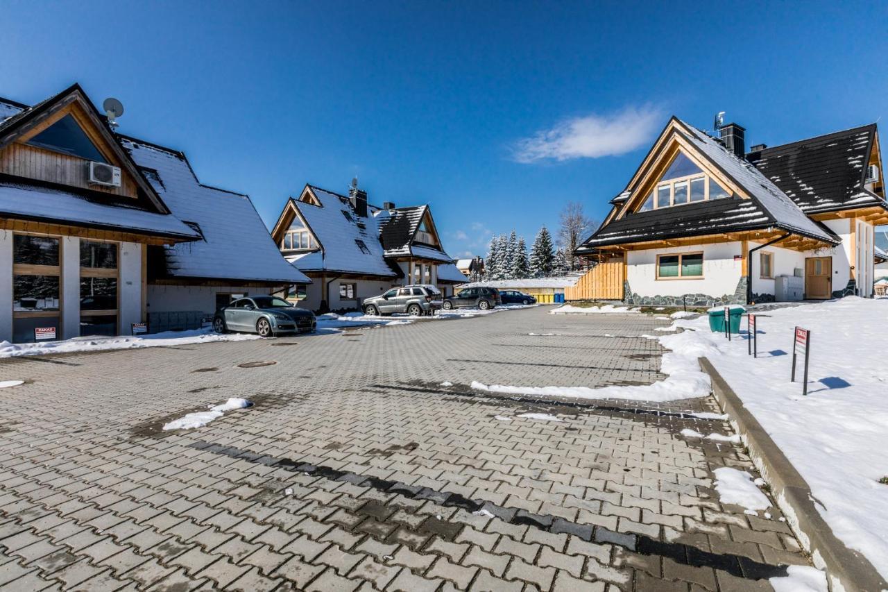 Aparthost Apartament Wyjatkowe Кошелско Екстериор снимка